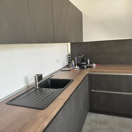 Moderne 2-zimmer Im Zentrum Von * Вольфсбург